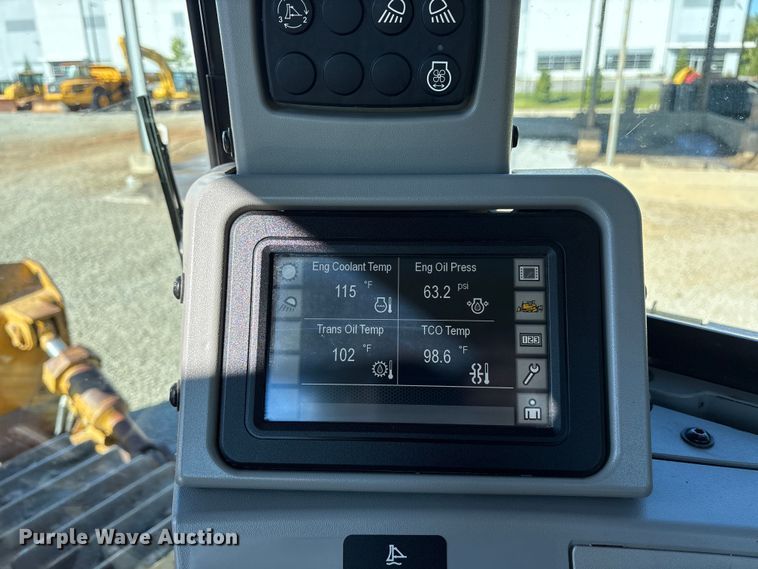 image for item DY0956 2020 Caterpillar D8T dozer