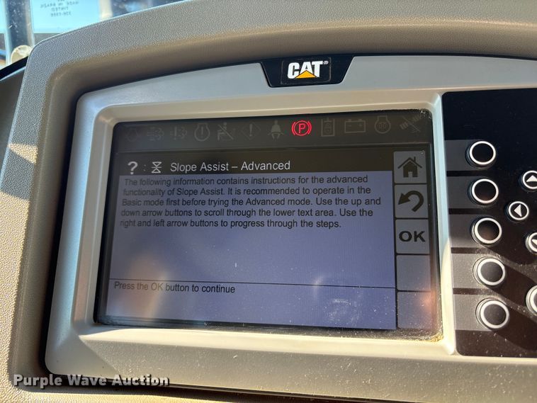 image for item DY0956 2020 Caterpillar D8T dozer