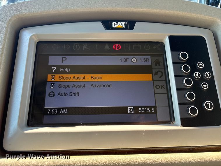 image for item DY0956 2020 Caterpillar D8T dozer