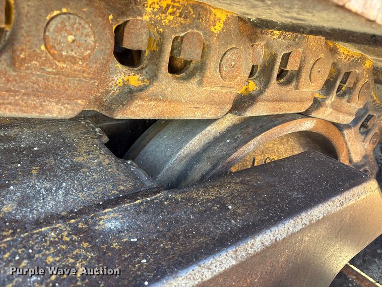 image for item DY0956 2020 Caterpillar D8T dozer