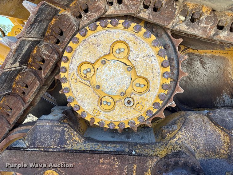 image for item DY0956 2020 Caterpillar D8T dozer