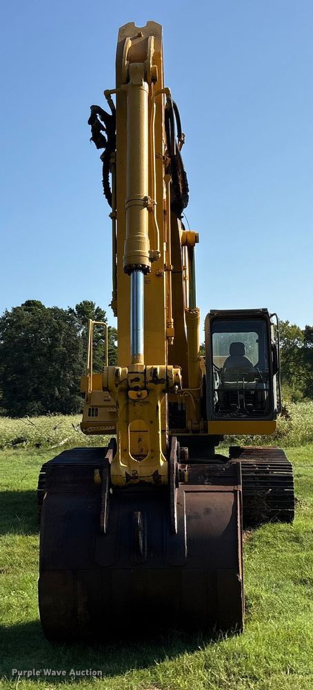 EXCAVADORA 2005 JOHN DEERE 330CLC