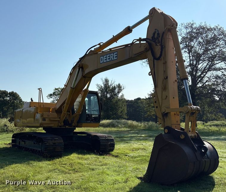 EXCAVADORA 2005 JOHN DEERE 330CLC