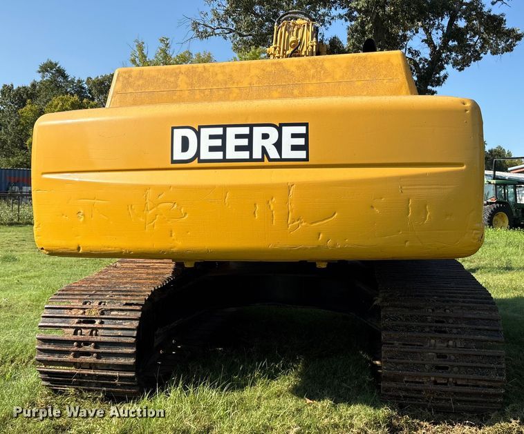 image for item DY0958 2005 John Deere 330C LC excavator