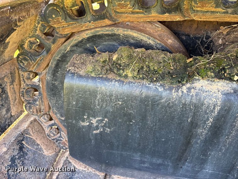 image for item DY0958 2005 John Deere 330C LC excavator