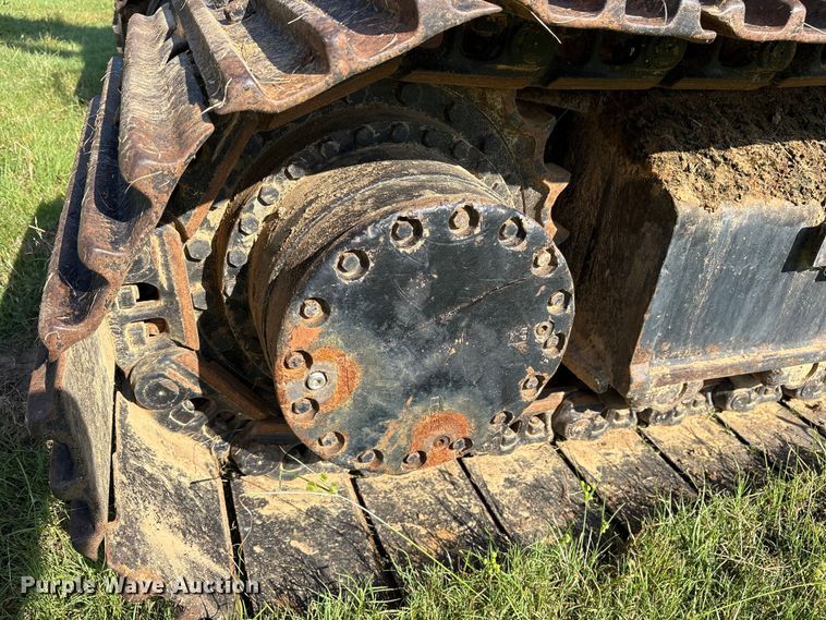 image for item DY0958 2005 John Deere 330C LC excavator