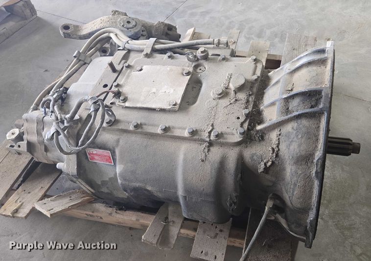 image for item DY1122 (5) Eaton Fuller transmissions