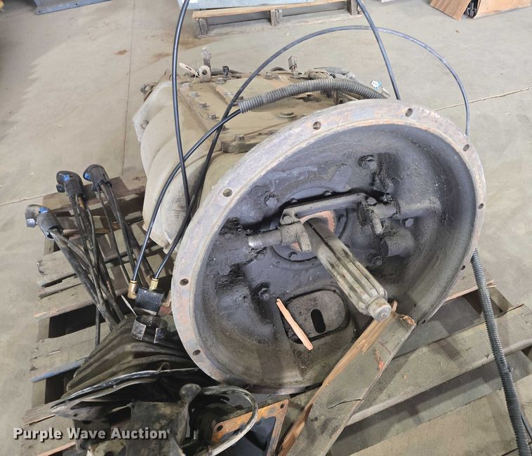 image for item DY1122 (5) Eaton Fuller transmissions