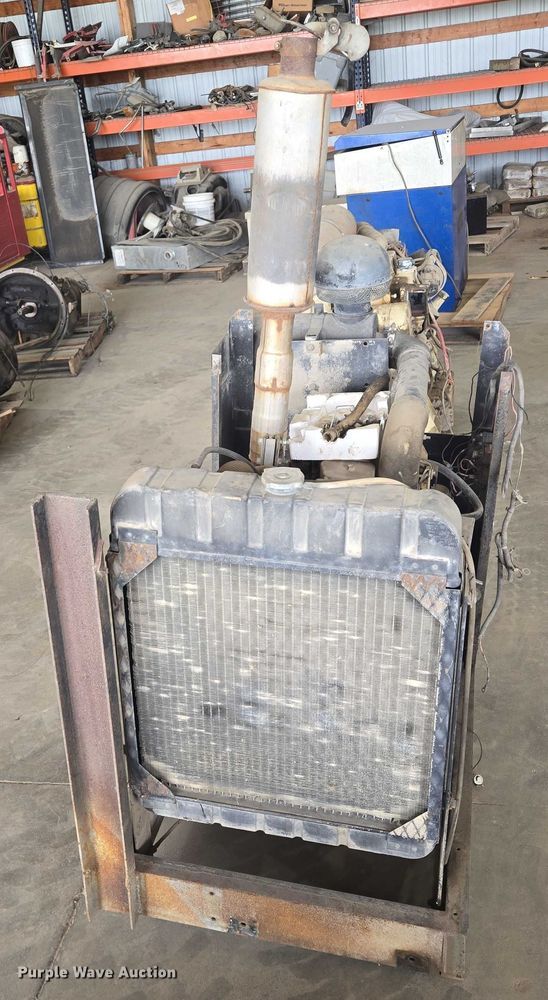 image for item DY1123 (2) engines