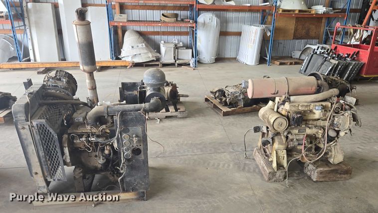 image for item DY1123 (2) engines