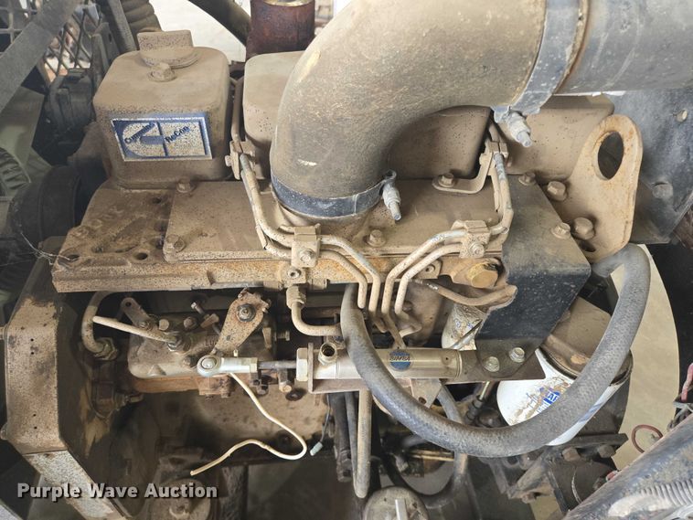 image for item DY1123 (2) engines