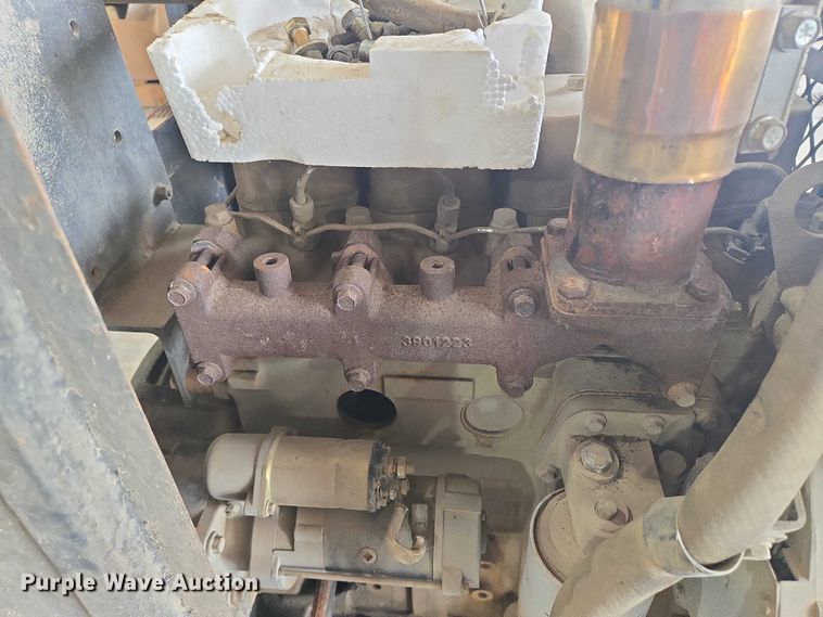 image for item DY1123 (2) engines