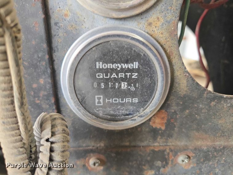 image for item DY1123 (2) engines