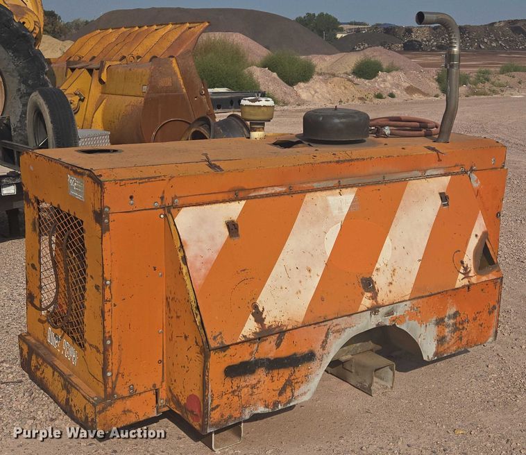 image for item DY1129 Joy Manufacturing G01250P air compressor