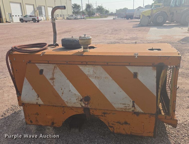 image for item DY1129 Joy Manufacturing G01250P air compressor