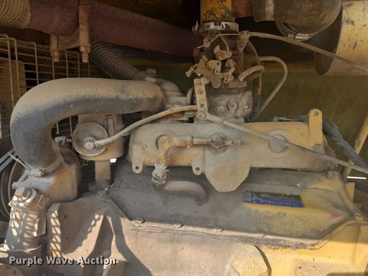 image for item DY1129 Joy Manufacturing G01250P air compressor