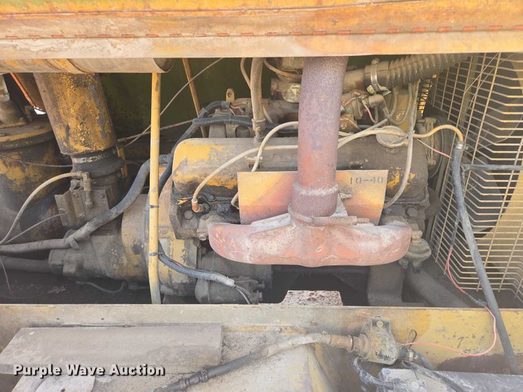 image for item DY1129 Joy Manufacturing G01250P air compressor