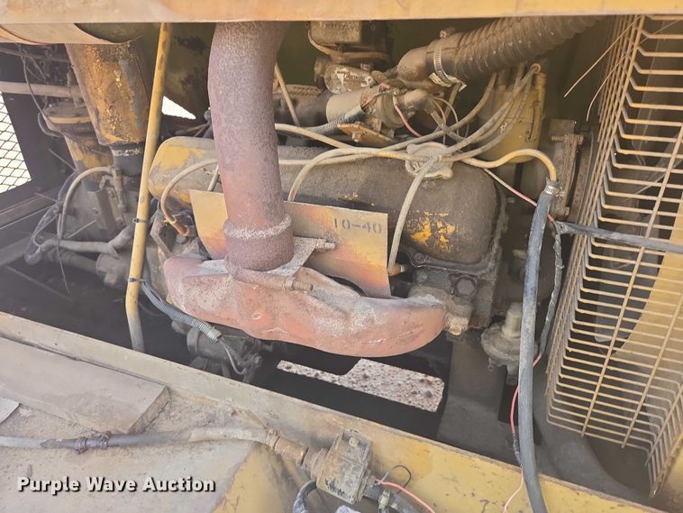 image for item DY1129 Joy Manufacturing G01250P air compressor