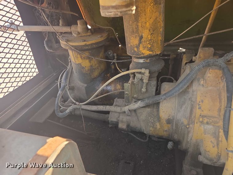 image for item DY1129 Joy Manufacturing G01250P air compressor