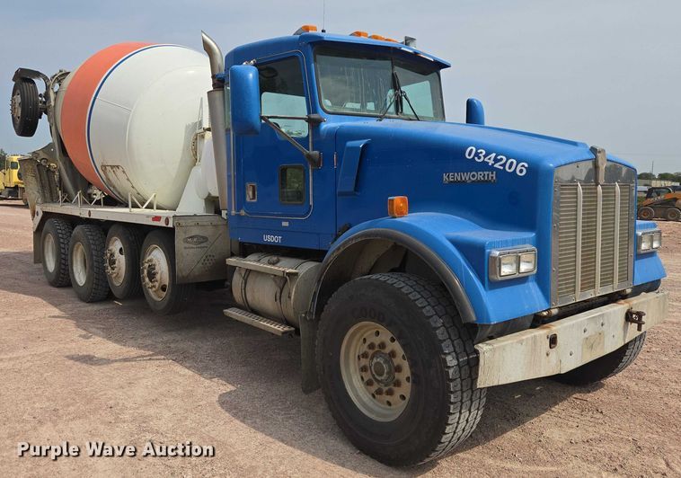 image for item DY1131 1999 Kenworth W900 ready mix truck