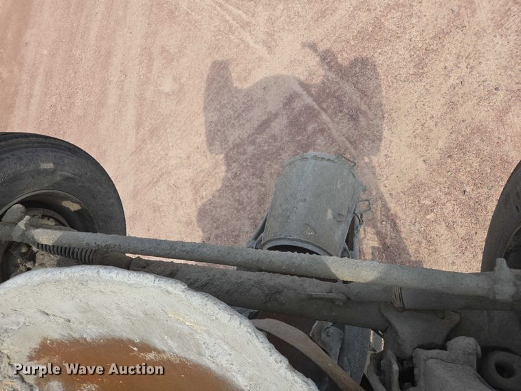 image for item DY1131 1999 Kenworth W900 ready mix truck