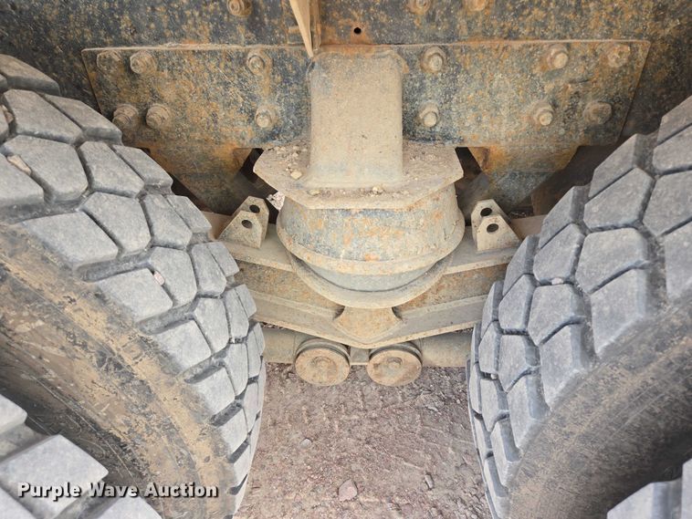 image for item DY1131 1999 Kenworth W900 ready mix truck