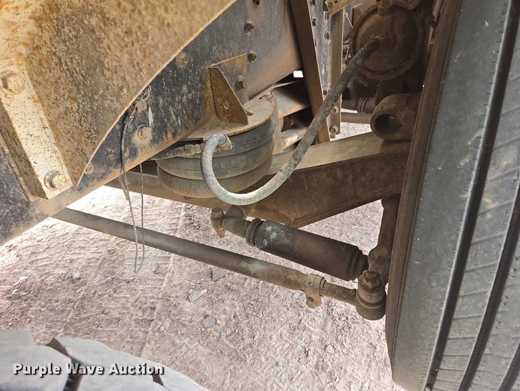 image for item DY1131 1999 Kenworth W900 ready mix truck