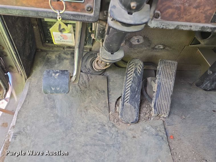 image for item DY1131 1999 Kenworth W900 ready mix truck