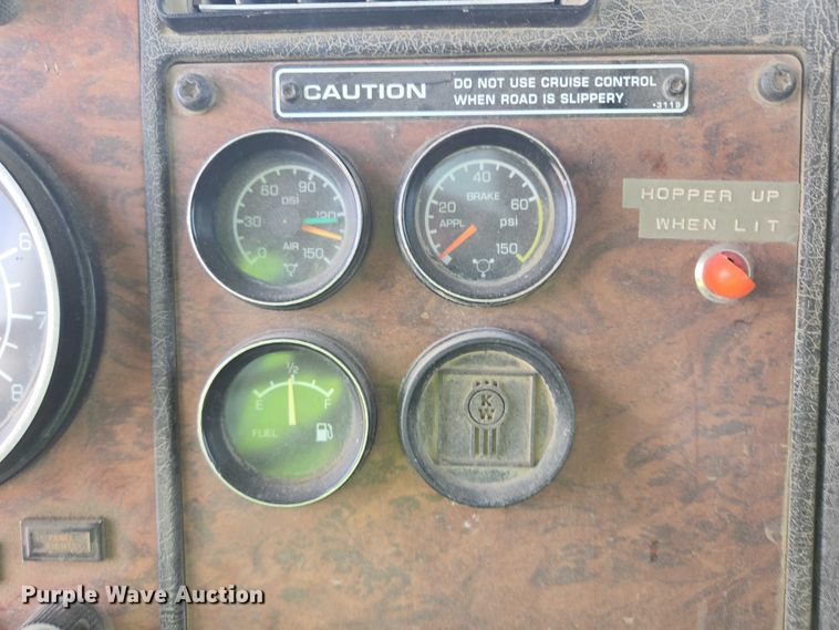 image for item DY1131 1999 Kenworth W900 ready mix truck