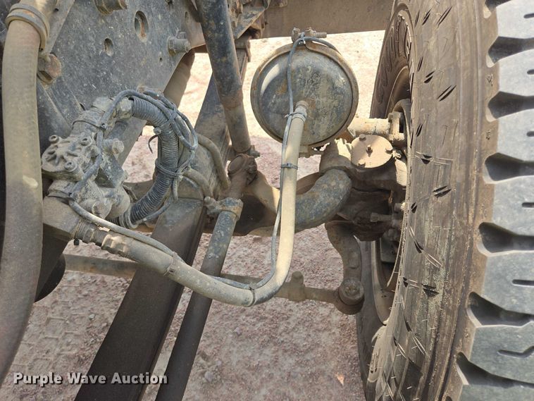 image for item DY1131 1999 Kenworth W900 ready mix truck