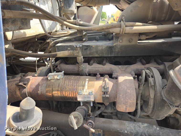 image for item DY1131 1999 Kenworth W900 ready mix truck