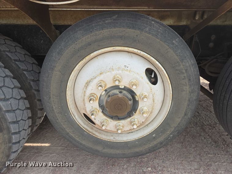 image for item DY1131 1999 Kenworth W900 ready mix truck