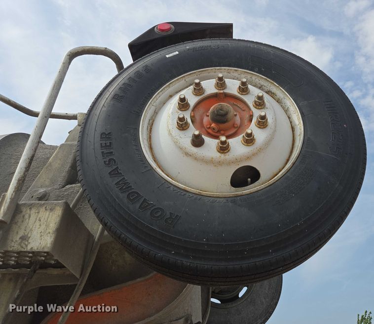 image for item DY1131 1999 Kenworth W900 ready mix truck