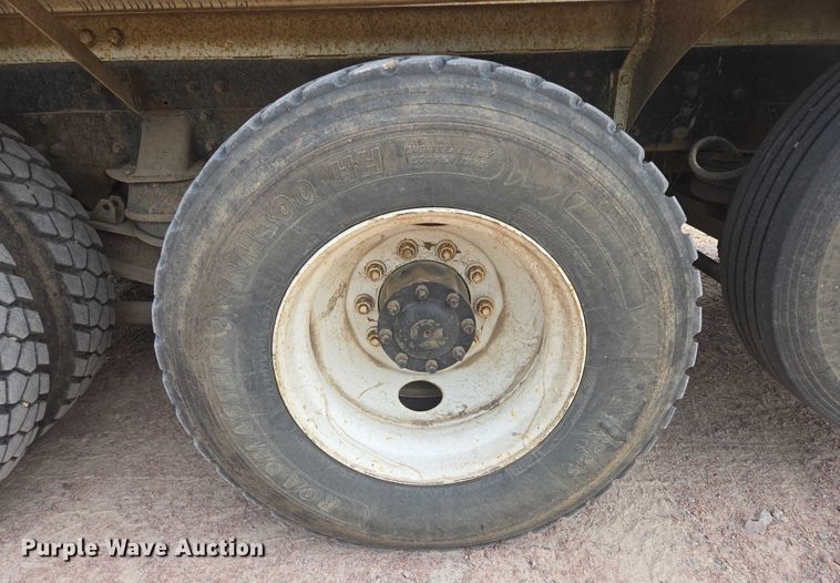 image for item DY1131 1999 Kenworth W900 ready mix truck