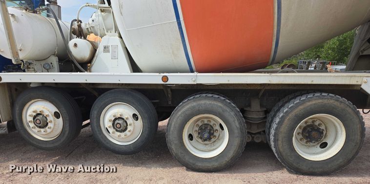 image for item DY1131 1999 Kenworth W900 ready mix truck