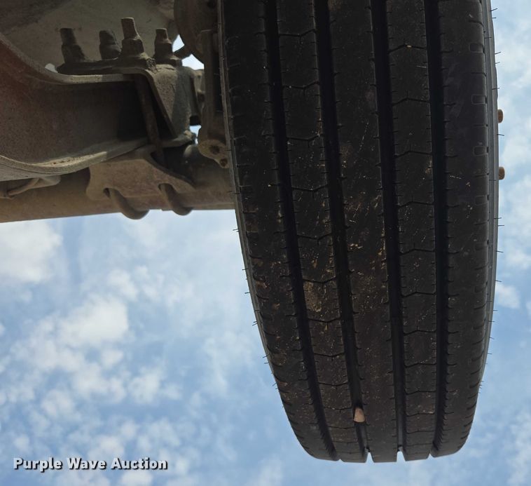 image for item DY1131 1999 Kenworth W900 ready mix truck