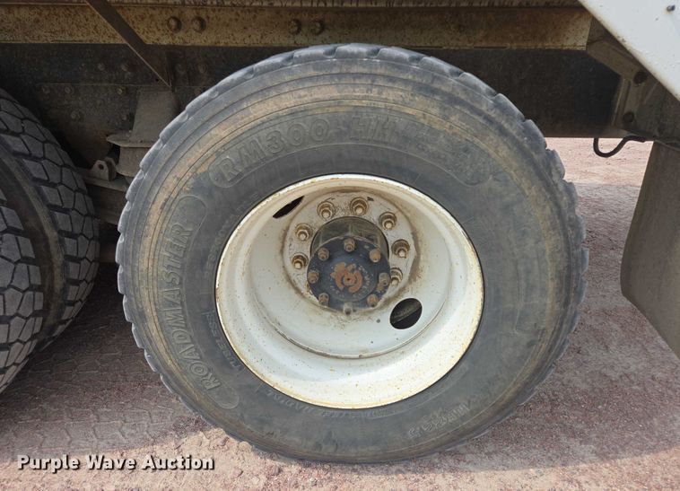 image for item DY1131 1999 Kenworth W900 ready mix truck