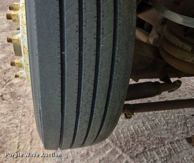 image for item DY1131 1999 Kenworth W900 ready mix truck