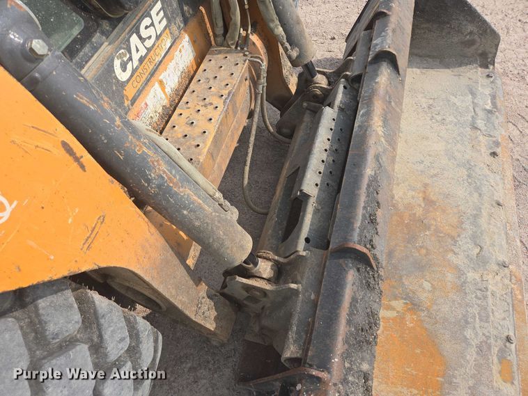 image for item DY1135 2011 Case SV250 skid steer loader
