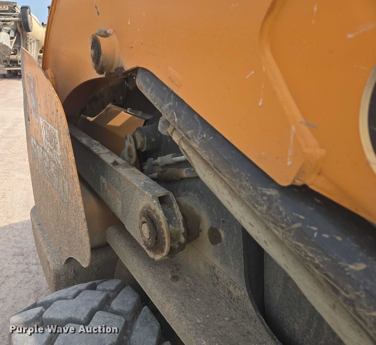 image for item DY1135 2011 Case SV250 skid steer loader