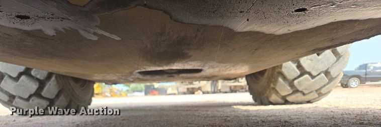 image for item DY1135 2011 Case SV250 skid steer loader