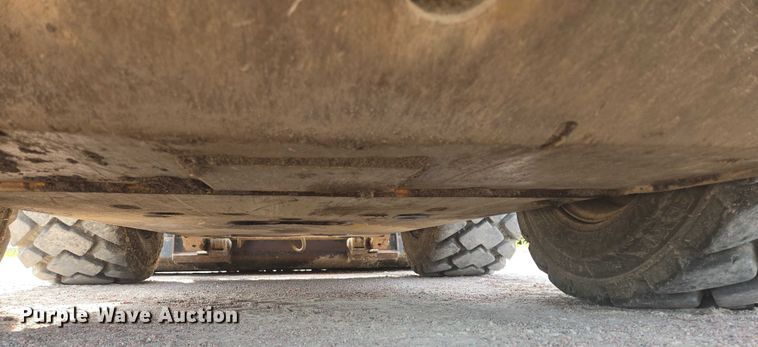 image for item DY1135 2011 Case SV250 skid steer loader