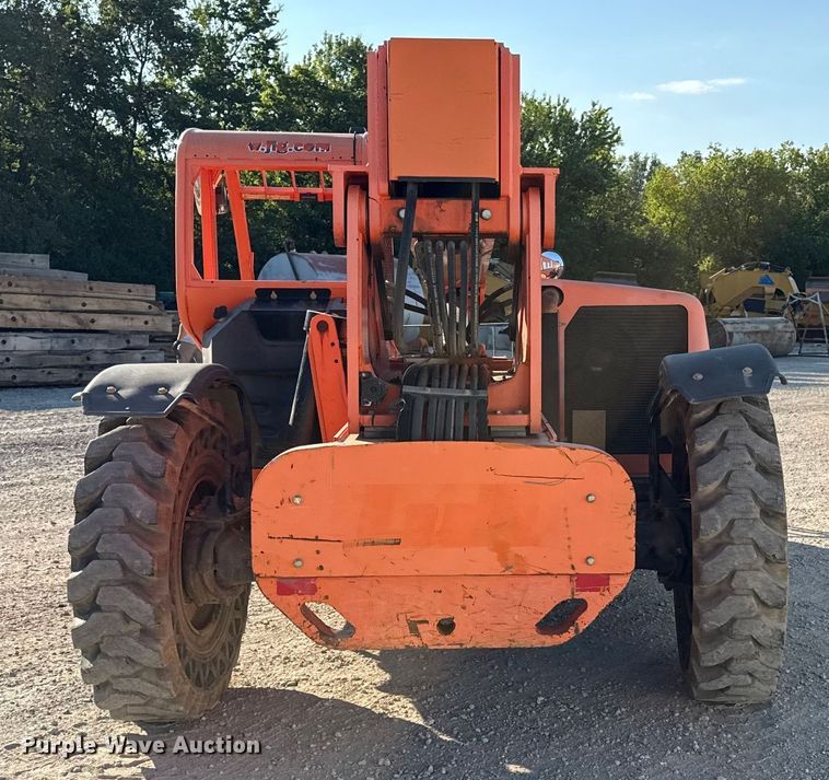 image for item DZ4250 2013 Lull 644E-42 telehandler