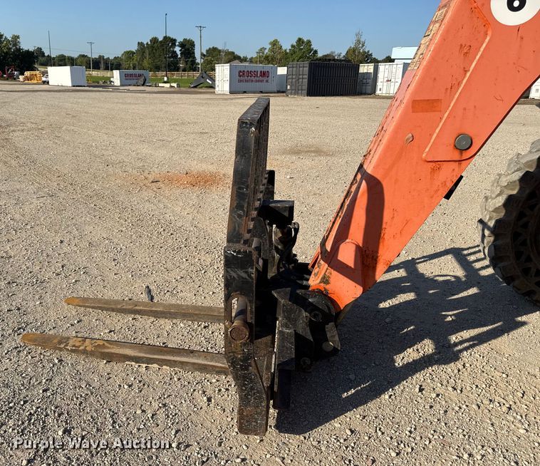 image for item DZ4250 2013 Lull 644E-42 telehandler