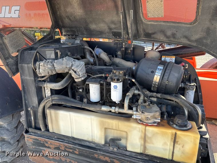 image for item DZ4250 2013 Lull 644E-42 telehandler