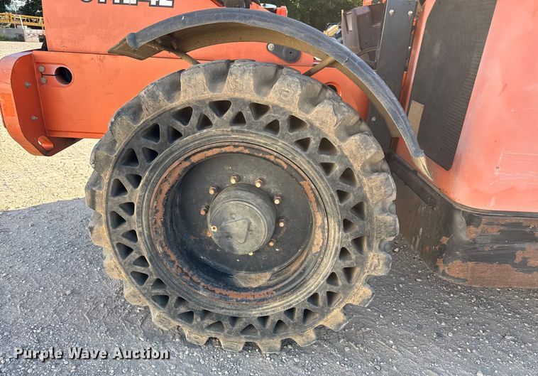 image for item DZ4250 2013 Lull 644E-42 telehandler