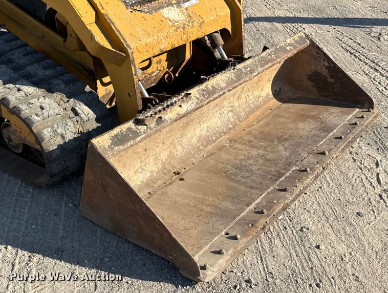 image for item DZ4251 2017 Caterpillar 289D tracked skid steer loader