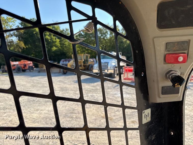 image for item DZ4251 2017 Caterpillar 289D tracked skid steer loader