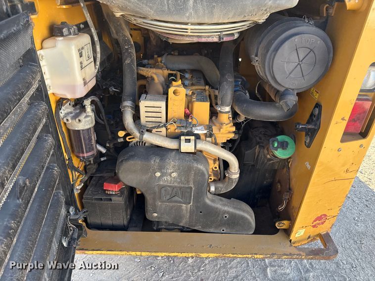 image for item DZ4251 2017 Caterpillar 289D tracked skid steer loader