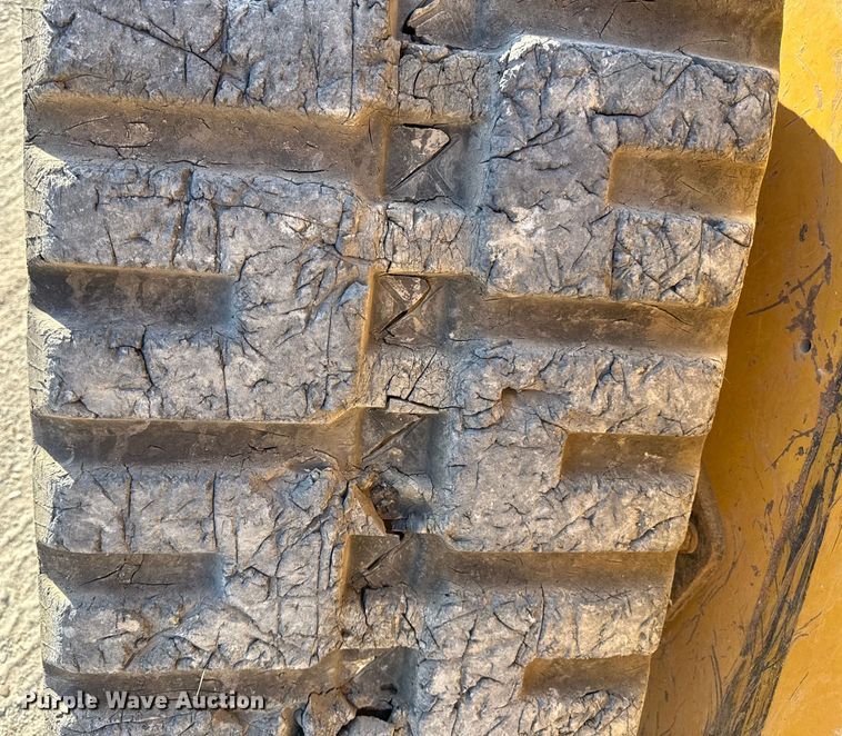 image for item DZ4251 2017 Caterpillar 289D tracked skid steer loader